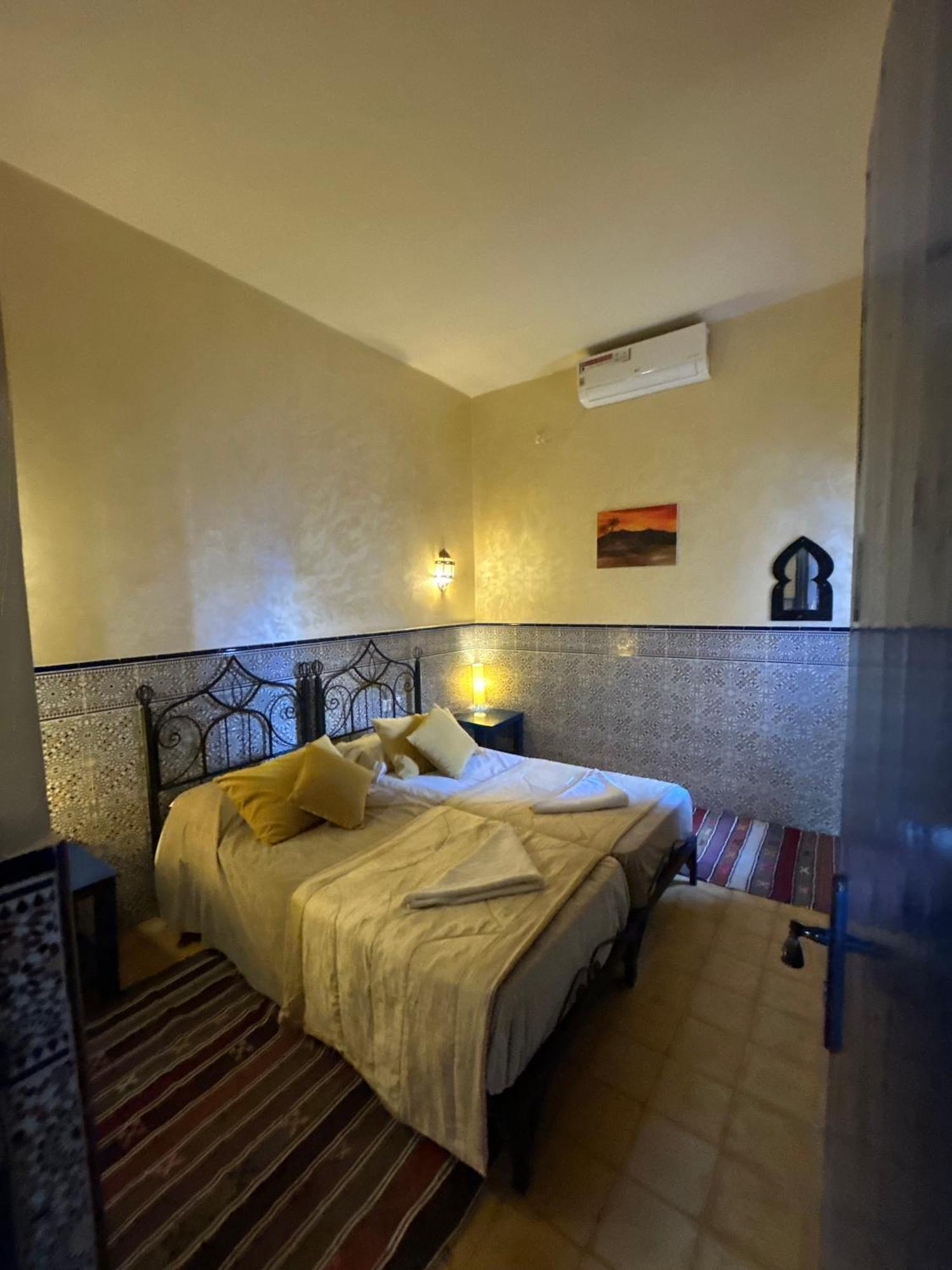 Hotel Riad Ali Merzouga Esterno foto